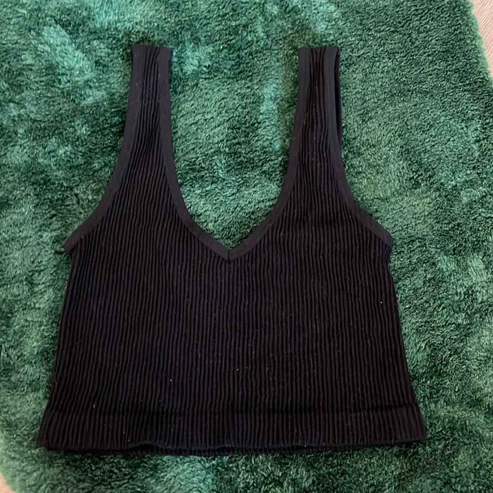 Black tank top from forever 21!